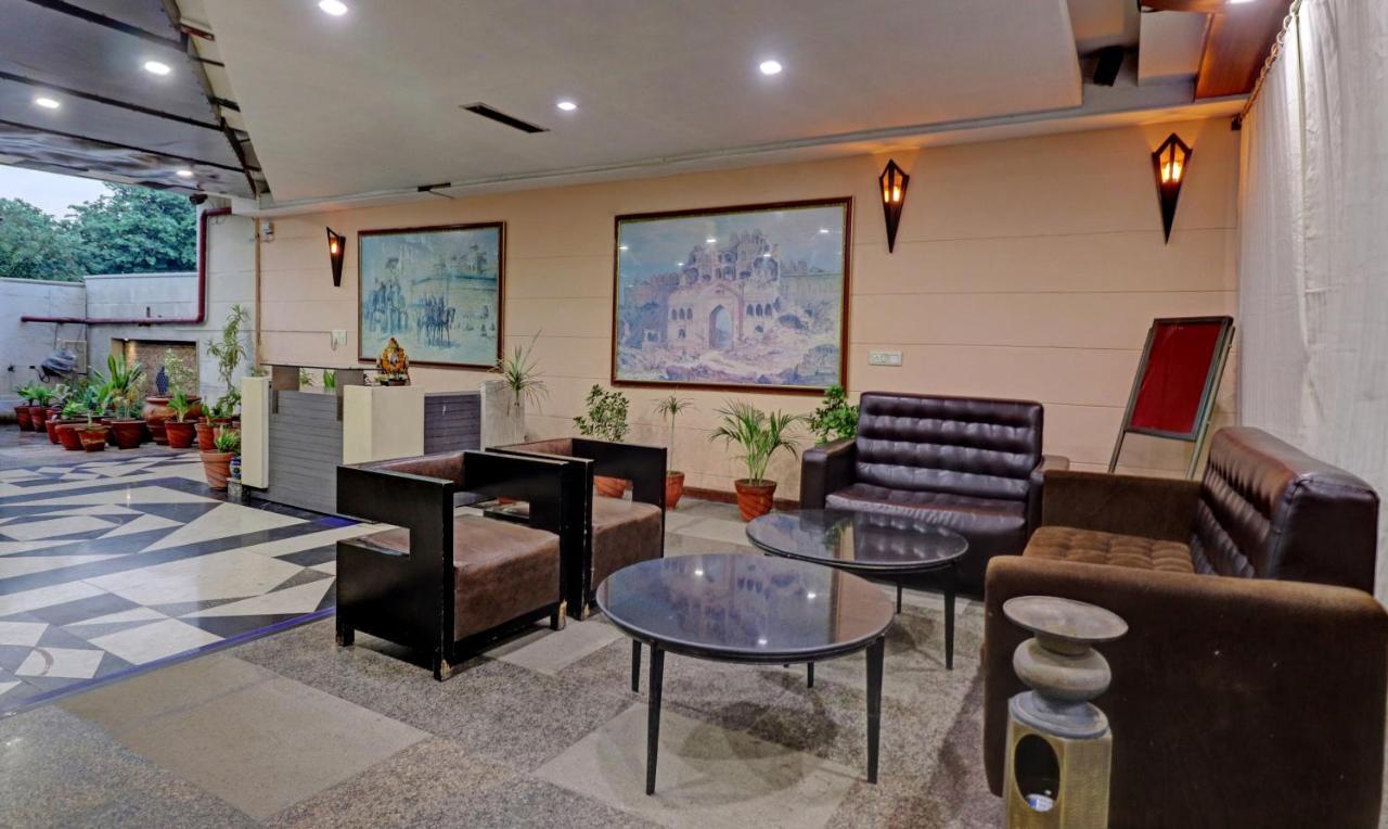 Itsy Hotels Hamlets Stay Noida Buitenkant foto