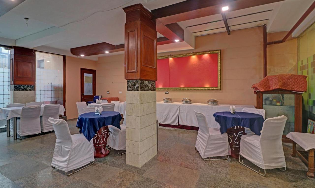 Itsy Hotels Hamlets Stay Noida Buitenkant foto