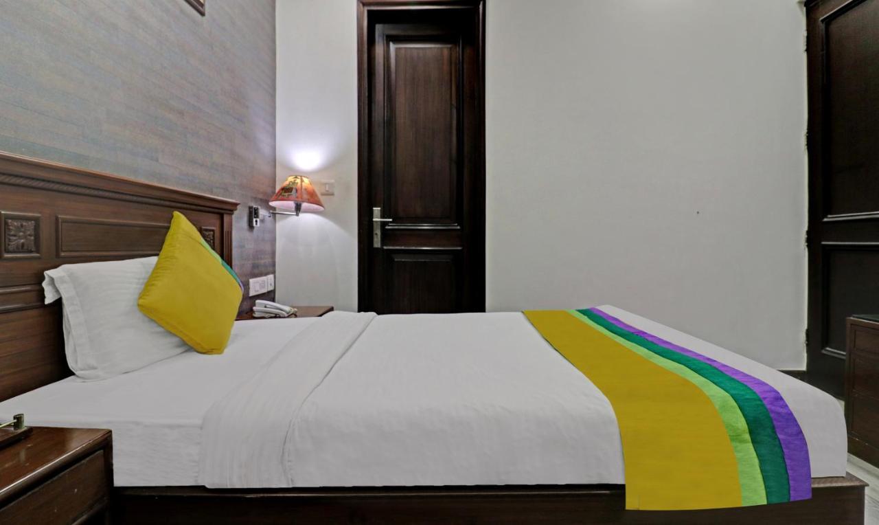 Itsy Hotels Hamlets Stay Noida Buitenkant foto
