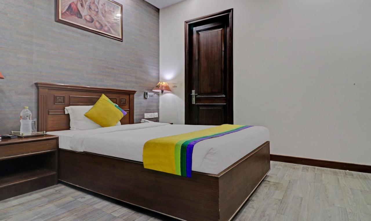 Itsy Hotels Hamlets Stay Noida Buitenkant foto