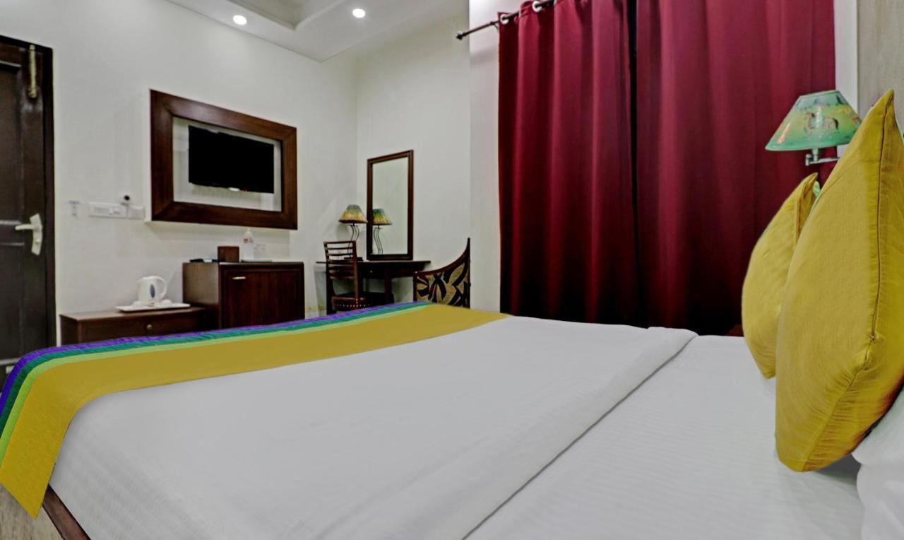 Itsy Hotels Hamlets Stay Noida Buitenkant foto