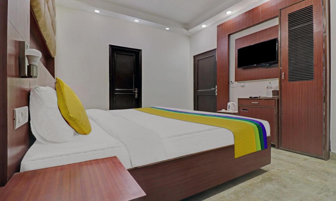 Itsy Hotels Hamlets Stay Noida Buitenkant foto