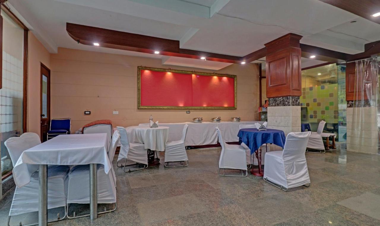 Itsy Hotels Hamlets Stay Noida Buitenkant foto